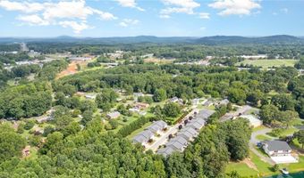 1840 Bogey Ln, Asheboro, NC 27205