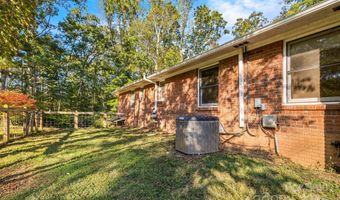226 Wildflower Rd, Asheville, NC 28804