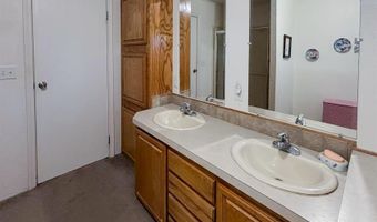 8476 N Carra St, Atoka, OK 74525
