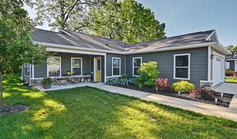 1547 Arrow Dr, Ashland, OH 44805