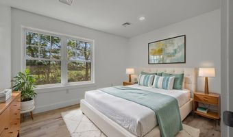 73 Cow Hill Rd, Clinton, CT 06413