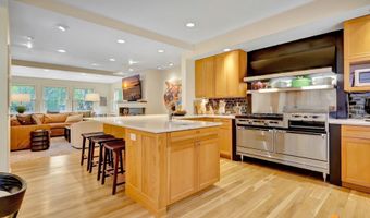 1607 W 14th Ave, Anchorage, AK 99501