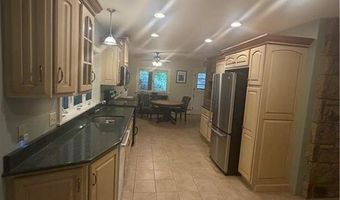 172 Greenville Rd, North Smithfield, RI 02896
