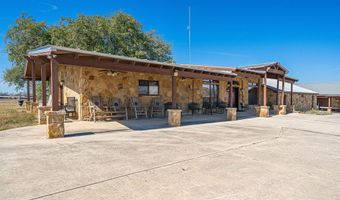 13633 US HIGHWAY 87 S, Adkins, TX 78101