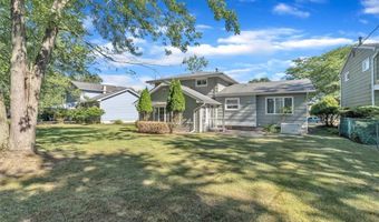 133 Brookpark Dr, Amherst, NY 14228