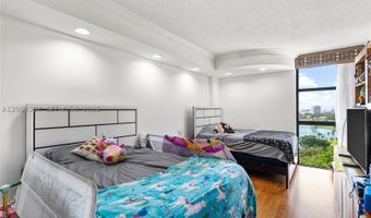20281 E Country Club Dr 909, Aventura, FL 33180