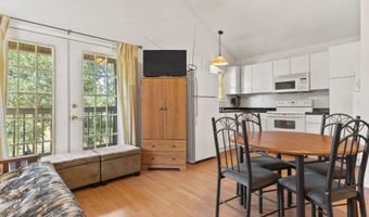 5037 Oklahoma St, Bay St. Louis, MS 39520