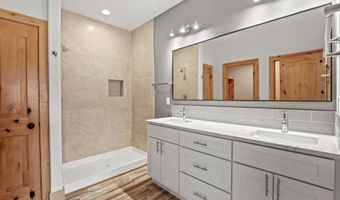 24 Bellflower, Blanchard, ID 83804