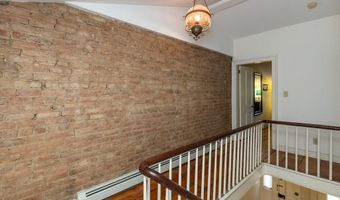 10 Ten Broeck Pl, Albany, NY 12210