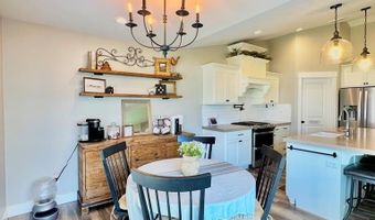 2737 Pinfire Crk, Ammon, ID 83406