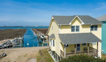 1711 E Fort Macon Rd, Atlantic Beach, NC 28512