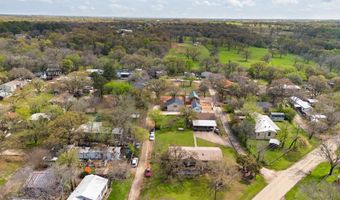 103 Red Oak St, Alvarado, TX 76009