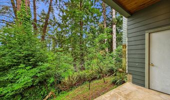 444 Tanglewood Rd, Arcata, CA 95521