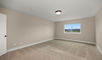12425 SW SILVERTIP St, Beaverton, OR 97007