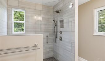 953 Watch Creek Dr, Anderson Twp., OH 45230