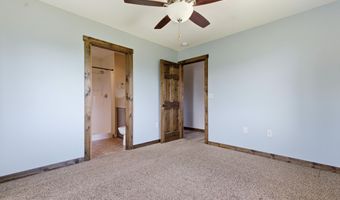 1006 NE 28th Ave, Aberdeen, SD 57401