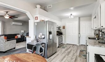 149 Kenyon Rd, Algonac, MI 48001