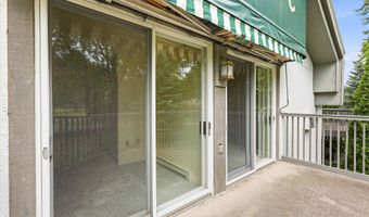 1001 S ONEIDA St 2E, Appleton, WI 54915
