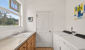 7280 SE EOLA HILLS Rd, Amity, OR 97101