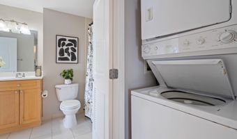 2001 15TH St N 306, Arlington, VA 22201