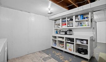 310 N Woodhill Dr, Amherst, OH 44001