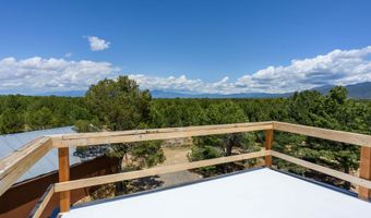 438 Carson Rd S, Carson, NM 87515
