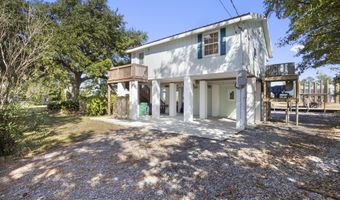 11046 New York St, Bay St. Louis, MS 39520