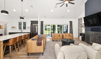 122 Elliott Rd, Aydlett, NC 27916