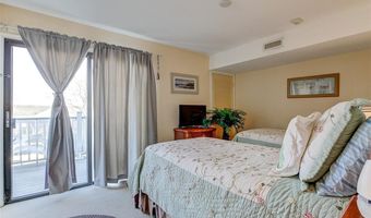 302 Swans Wharf Row, Newport, RI 02840