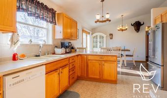 3414 Frisby Ave, Cody, WY 82414