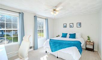 106 Canning St, Cumberland, RI 02864