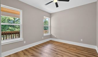 10113 Bald Eagle Dr, Biloxi, MS 39532