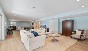 529 LEE Cir, Annapolis, MD 21403