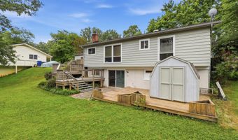 8532 CANTERBURY Dr, Annandale, VA 22003