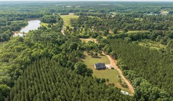 322 Wolf Creek Dr, Americus, GA 31719