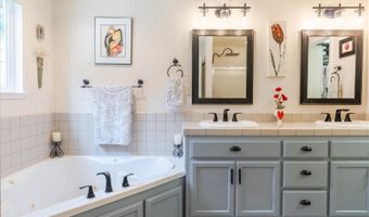 234 Mistletoe Ct, Angels Camp, CA 95222