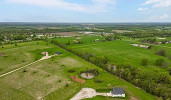 12749 NE Cherokee Dr, Adrian, MO 64720