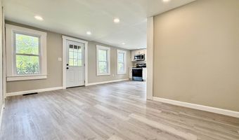 516 Hall St, Bow, NH 03304