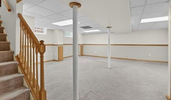15861 Anne Ave, Allen Park, MI 48101