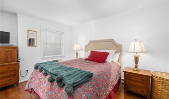 364 Bellevue Ave A1, Newport, RI 02840