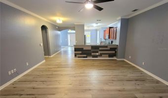 553 SHIRLEY Dr, Apopka, FL 32712