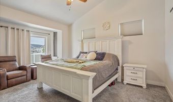2200 ARROWLEAF Dr, Cheyenne, WY 82007