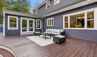 19 Tamarack Ln, Amherst, NH 03031