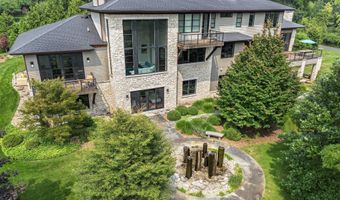 307 Windy Crest Dr, Ann Arbor, MI 48105