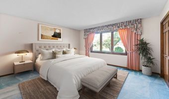 90 N Prairie Dr, Addison, IL 60101