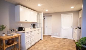 99 Elizabeth St, Agawam, MA 01030