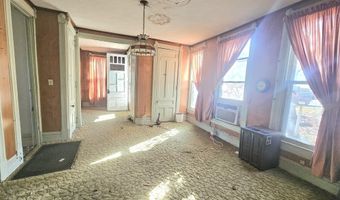 444 E 8th St, Baxter Springs, KS 66713