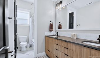 1916 S Meteor Way, Boise, ID 83712