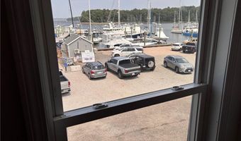 3 Division St 2A, Warwick, RI 02818