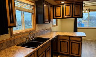2932 S Arthur St, American Falls, ID 83211